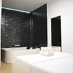 Precioso De Dos Con Jacuzzi Privado En Benalmádena
