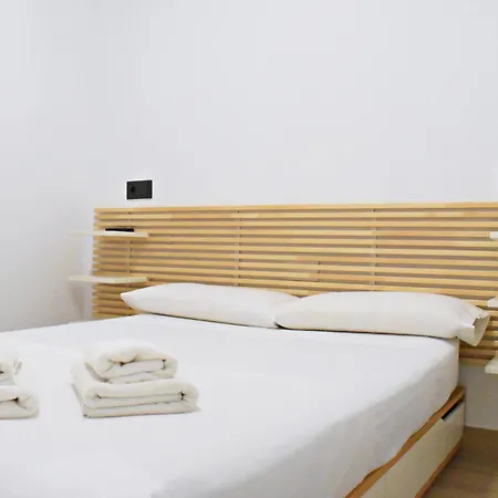 Precioso De Dos Con Jacuzzi Privado En *