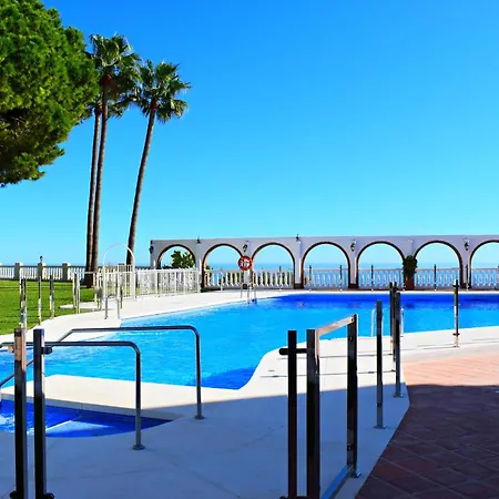 Precioso De Dos Con Jacuzzi Privado En Apartman